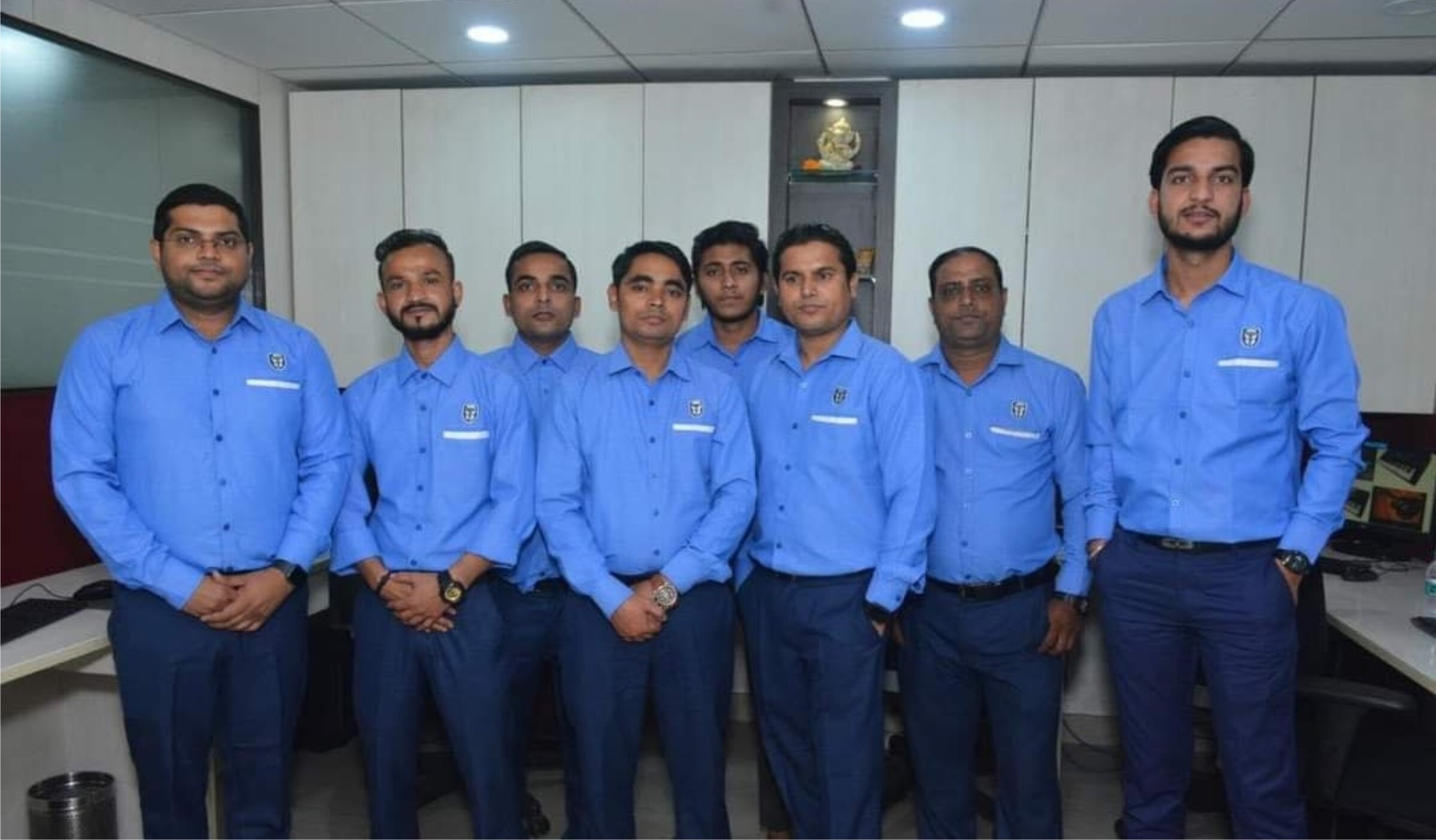 Corporate Uniform - Shape: Customized