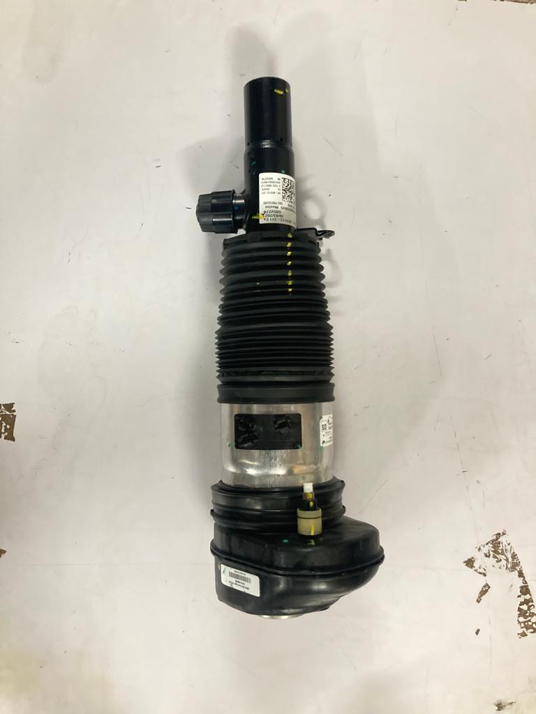 Bmw E90 Shocker 3 Series - Color: Black