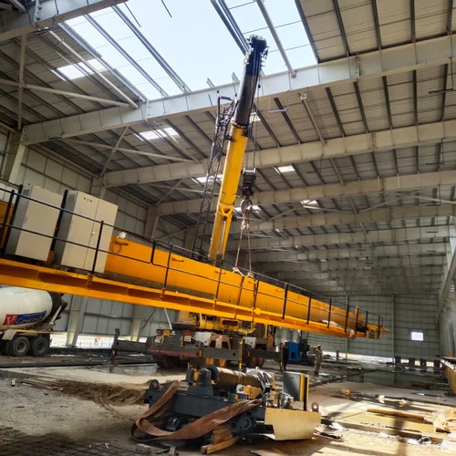 Industrial Eot Crane - Electric Powered, High Efficiency System | Semi-automatic Operation, Emergency Stop Feature