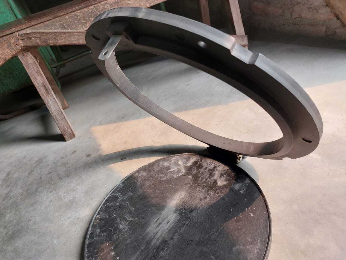 Black 21 Inch Manhole Cover