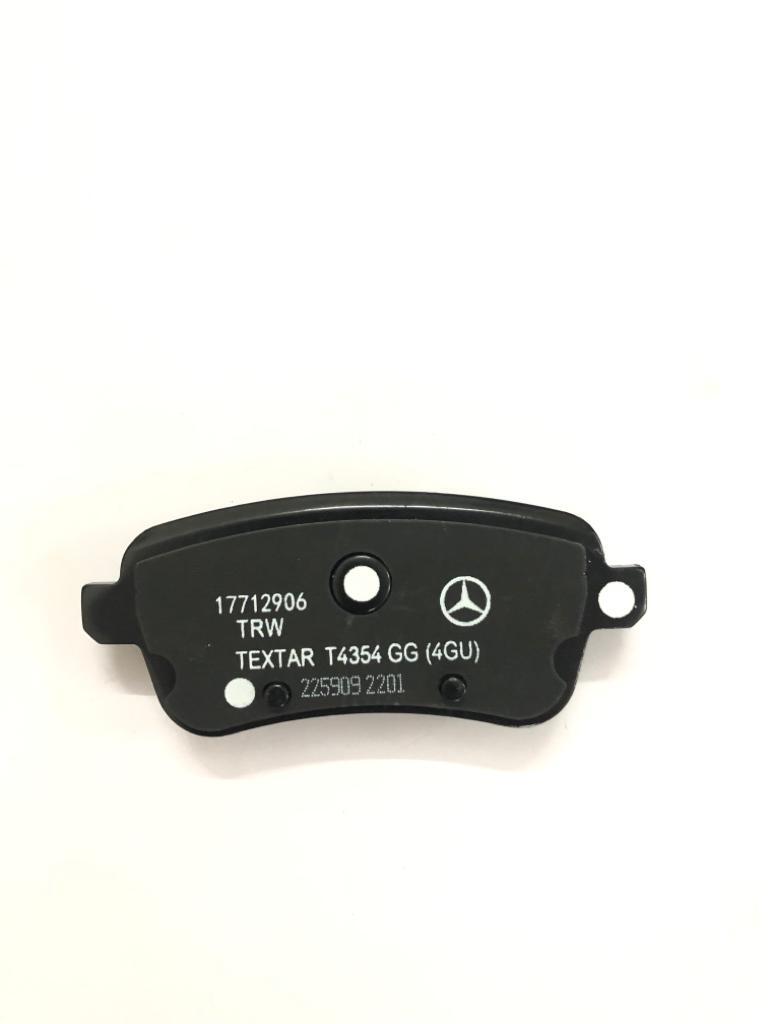 Car Brake Pads For Uxury Cars - Premium Car Brake Pads - Color: Black