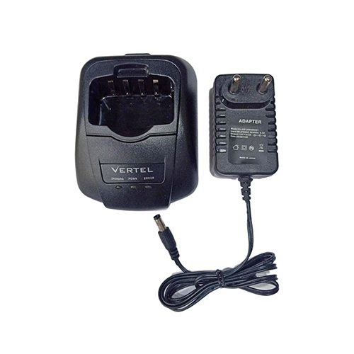 प्लास्टिक वर्टेल चार्जर और एडाप्टर