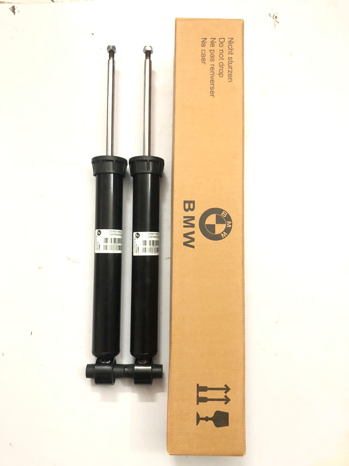 Bmw X1 Shocker - Color: Black