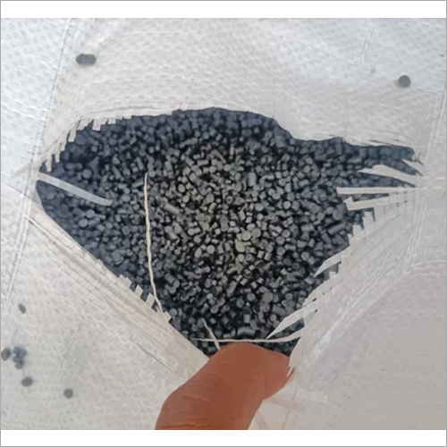 ब्लैक रिप्रोसेस्ड सॉफ्ट पीवीसी ग्रैन्यूल्स