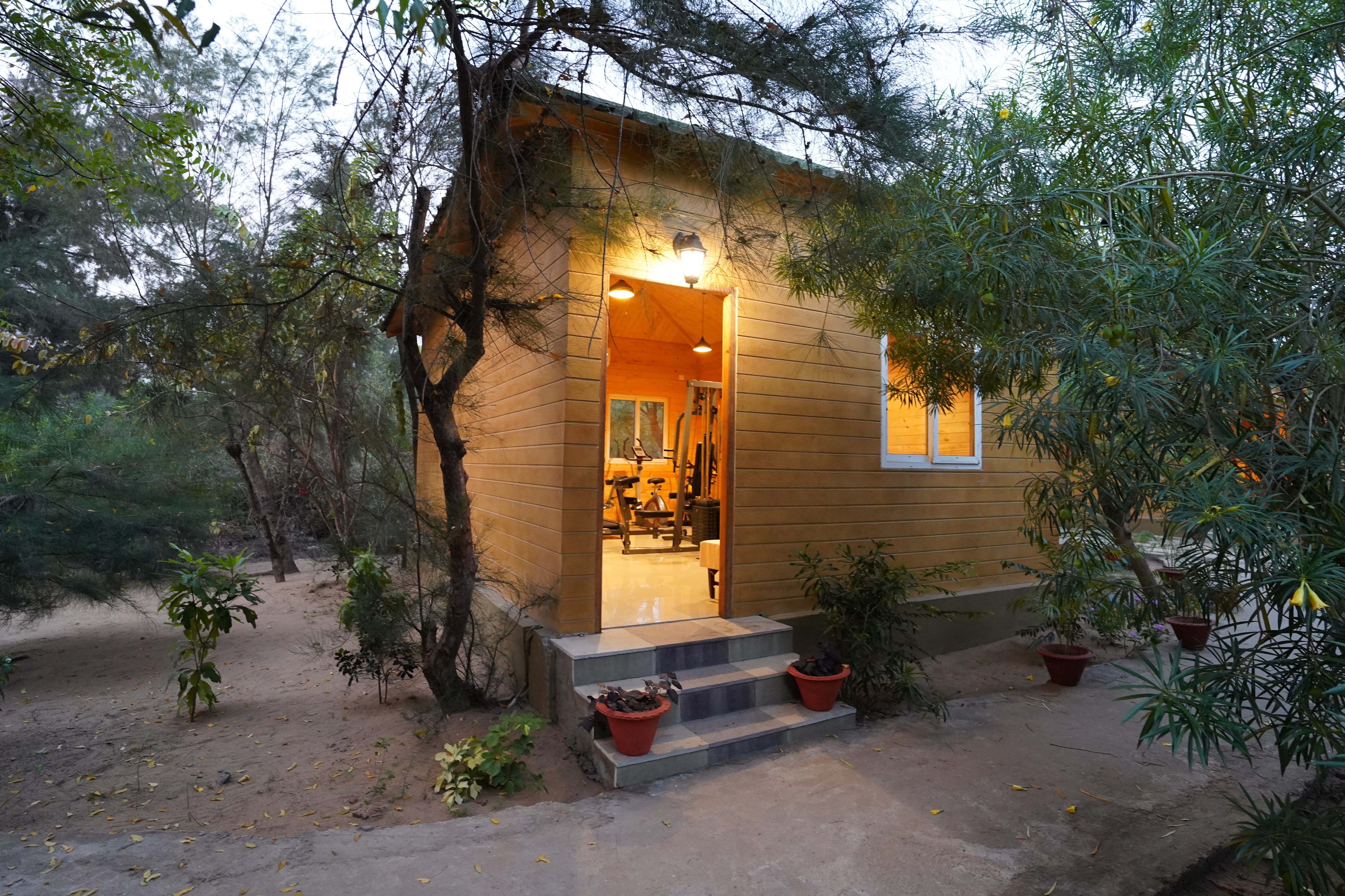 Wooden Cabins For Gym Purpose - Color: As Per Requirement