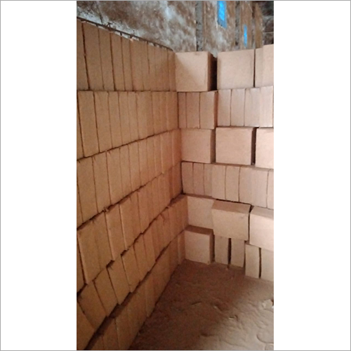 Coco Blocks - Coconut Fiber, Rectangular Size Comparable To House Brick, Dark Brown | Eco-friendly, Smooth Texture, Ideal For Hydroponic Gardening And Home Decoration