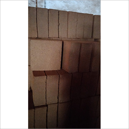 Coco Blocks - Coconut Fiber, Rectangular Size Comparable To House Brick, Dark Brown | Eco-friendly, Smooth Texture, Ideal For Hydroponic Gardening And Home Decoration