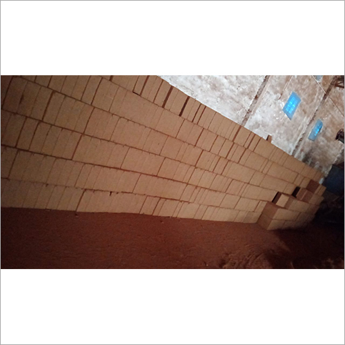 Coco Blocks - Coconut Fiber, Rectangular Size Comparable To House Brick, Dark Brown | Eco-friendly, Smooth Texture, Ideal For Hydroponic Gardening And Home Decoration