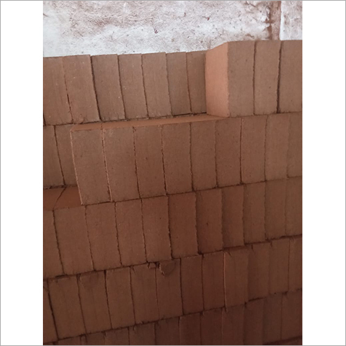 Coir Pith Blocks - Coconut Fiber, Dark Brown Brick , Eco-friendly Moisture Retention, Anti-bacterial, Smooth Texture