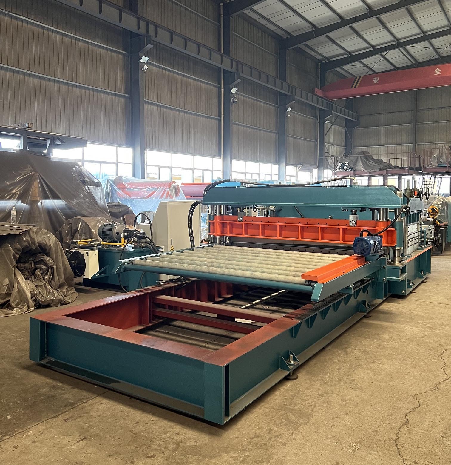 Blue 3mm Cut To Length Machine With Flying Cutter