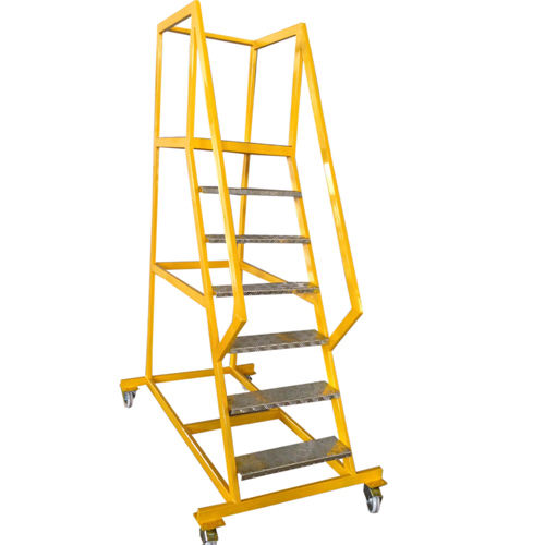 Platform Ladder - Durable Aluminum, 5-foot Height, Lightweight Design | Anti-slip Rungs, Versatile Use