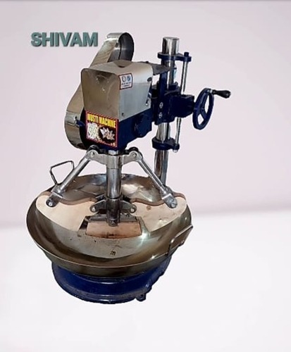 Kaju Musti Machine - Stainless Steel, 500x400x800 mm, 0.5 HP, 220V | Processes Cashew Nuts into Musti, Capacity 10 kg/hr, Weight 30 kg