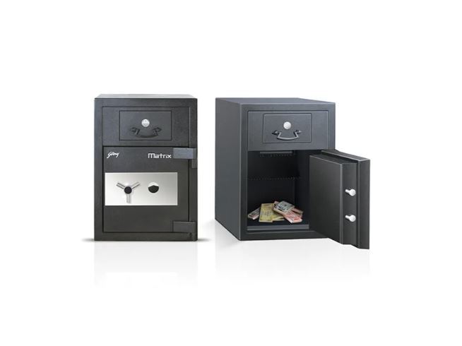 Jewellary Safe Alter Distance: Na