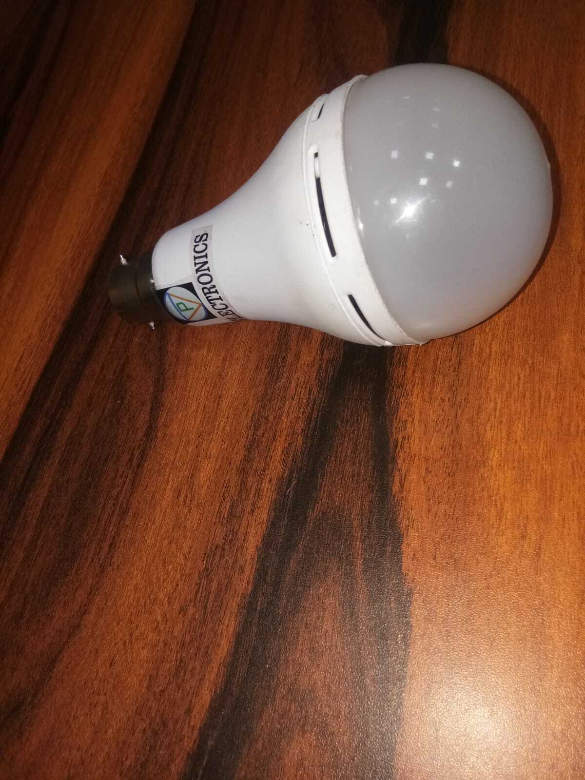 Usb Led Bulb - White, Round | Energy Saving, 3 Feet Thick Long Cable, Clip-enabled For Versatile Hanging, Compatible With Power Banks And Devices