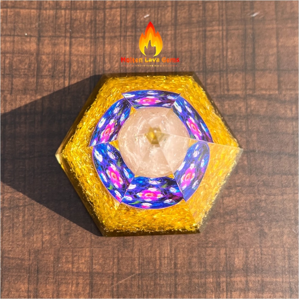 Polishing Natural Gemstone Orgone Pyramid Yellow Quartz Hexagone Crystal Orgonite Pyramids