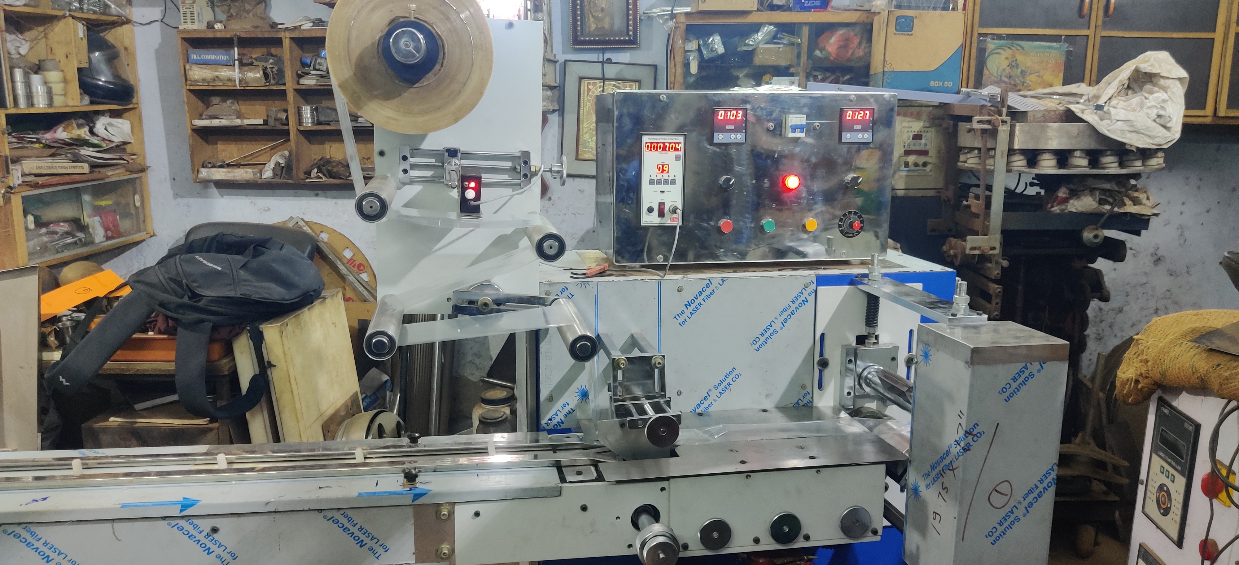 Ice Candy Packaging Machine - Automatic Grade: Semi-automatic