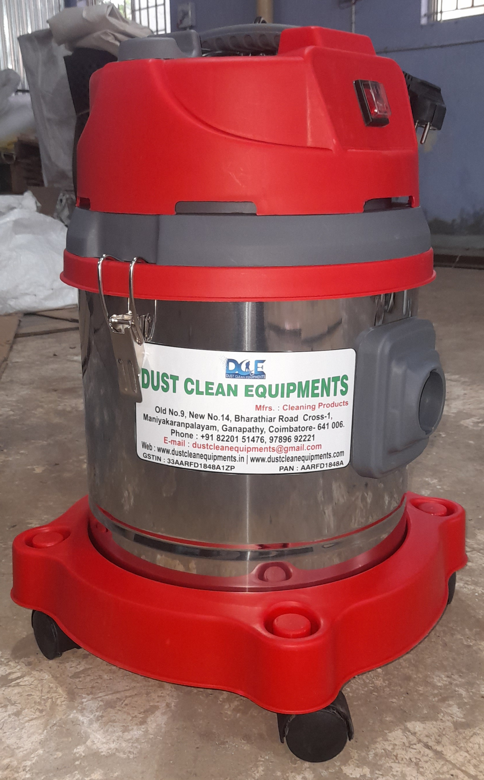 Cyclone Industrial Wet Dry Vacuum Cleaners