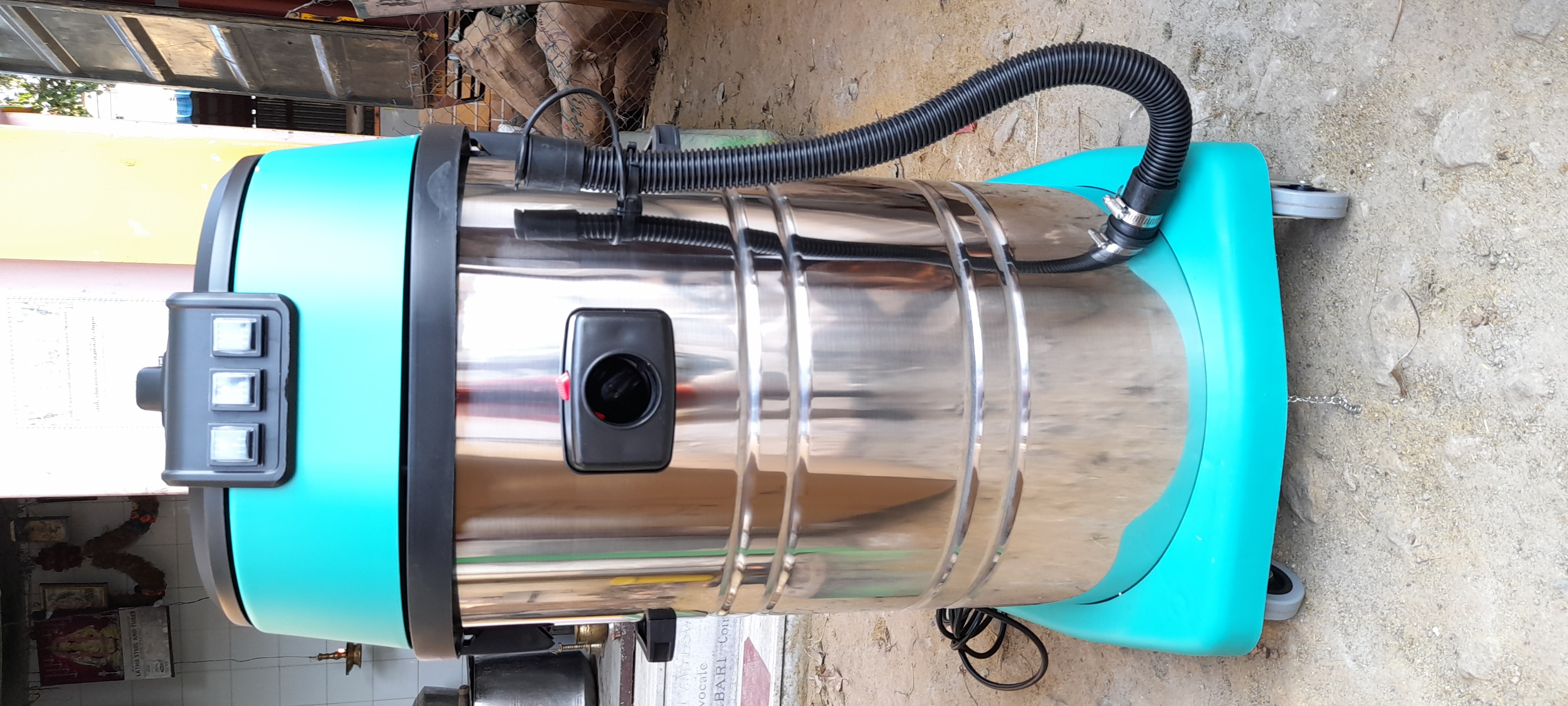 Cyclone Industrial Wet Dry Vacuum Cleaners