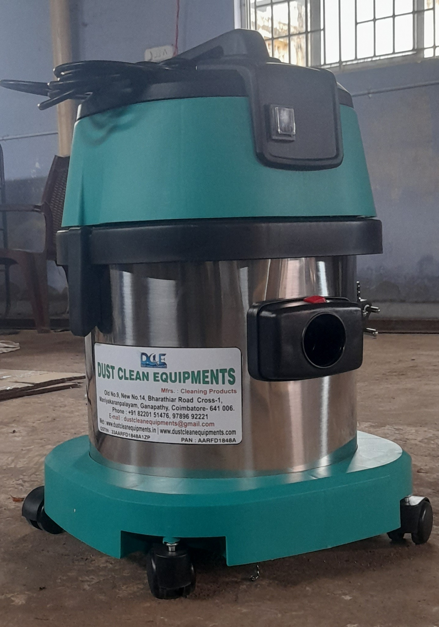 Cyclone Industrial Dry Vacuum Cleaners