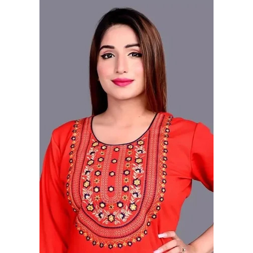 रेड लेडीज़ वूलन कुर्ती