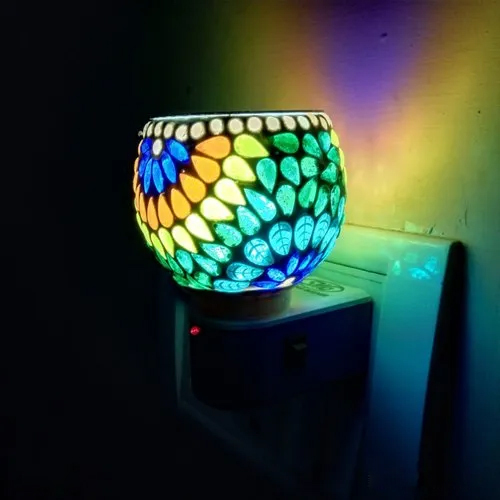 मल्टीकलर गरिमा क्रिस्टल कपूर दानी