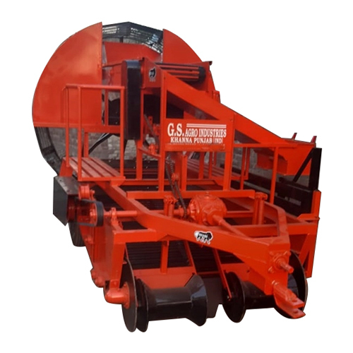 स्वचालित आलू खोदने की मशीन इंजन का प्रकार: एयर कूल्ड