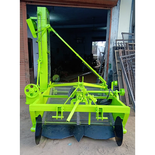 Potato Digger And Loader Machine Engine Type: Air Cooled