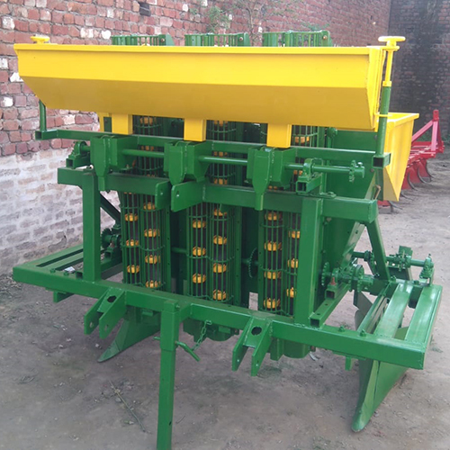 Green 3 Row On Bed Potato Planter