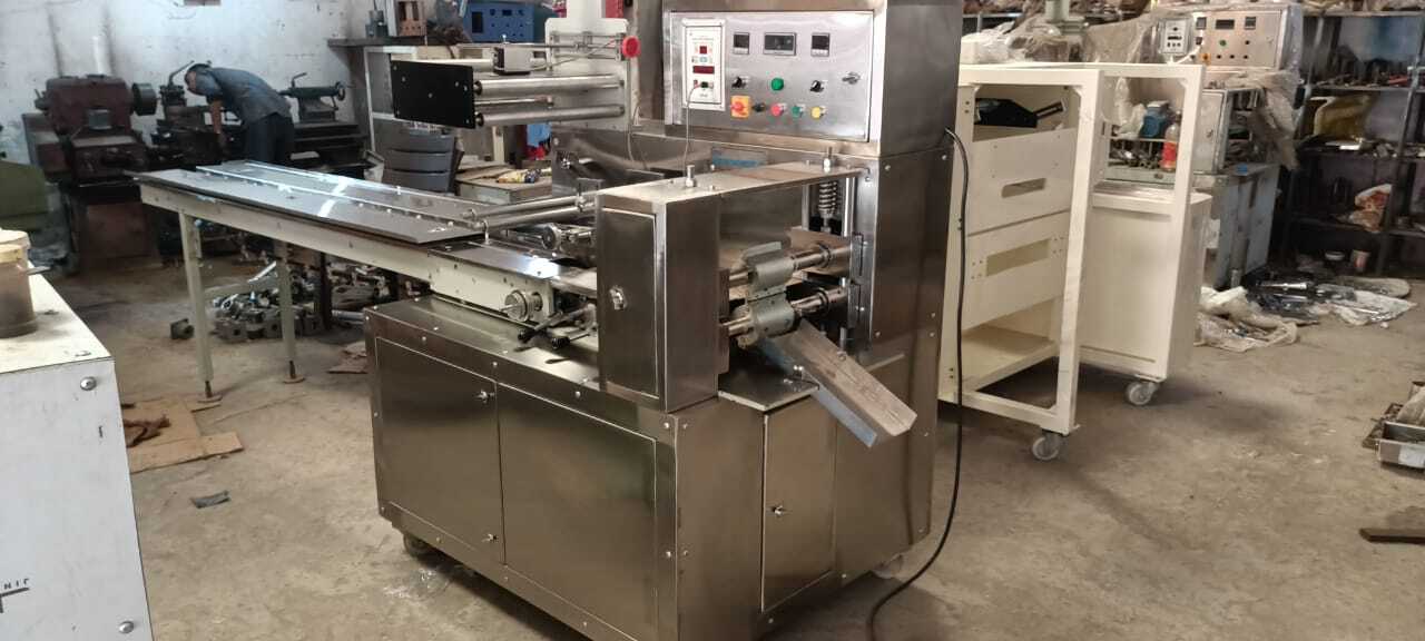 Semi-automatic Laddu Type Chikki Packaging Machine