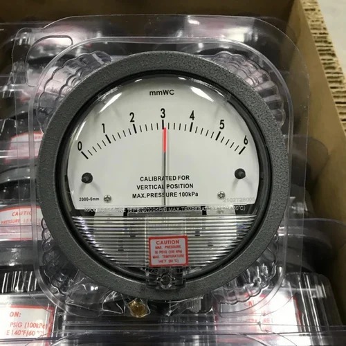 Black Magnehellic Differential Pressure Gauge