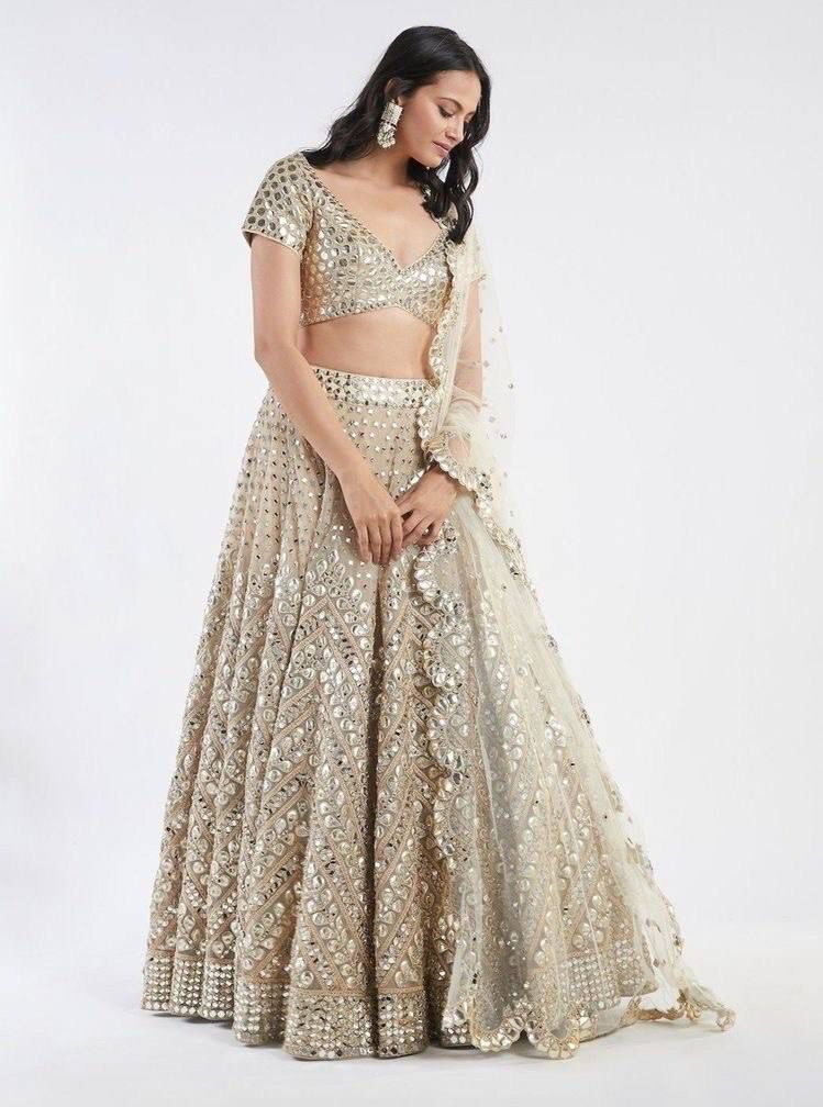 Georgette Dyeable Big Panna - Color: White