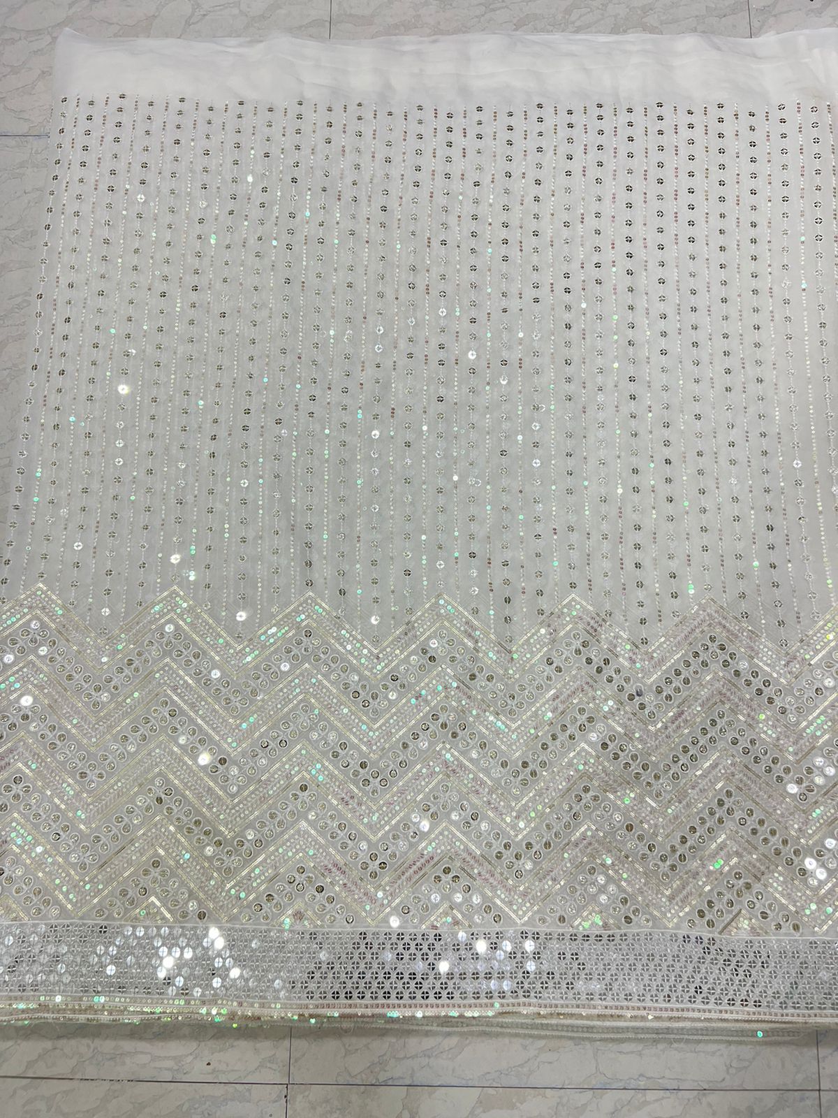Georgette Dyeable Big Panna - Color: White