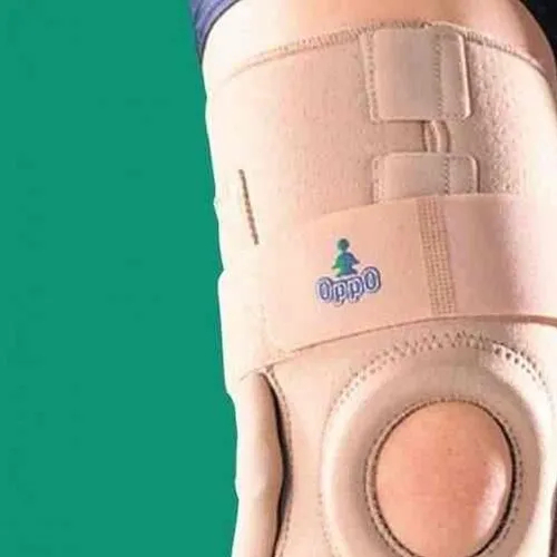 हिंगेड नी स्टेबलाइज़र 1031 सांस लेने योग्य नियोप्रीन के लिए अनुशंसित: महिलाएं