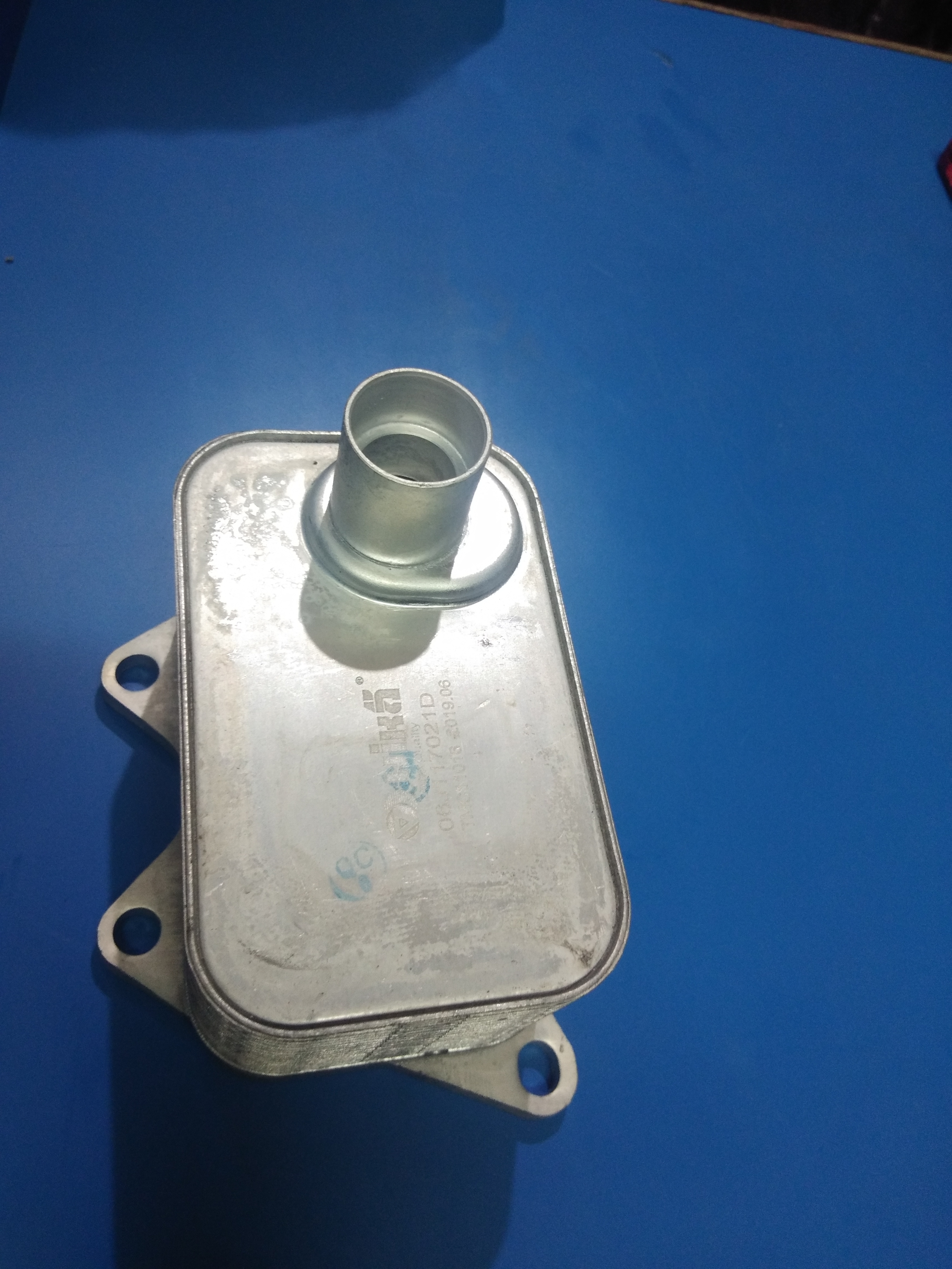 Salver Bmw X6 Oil Cooler