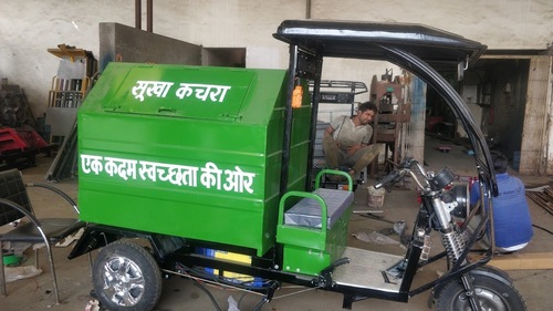 बैटरी संचालित कचरा लोडर