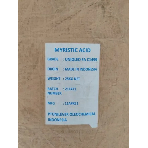 Cosmetic Grade Myristic Acid Purity: 99%
