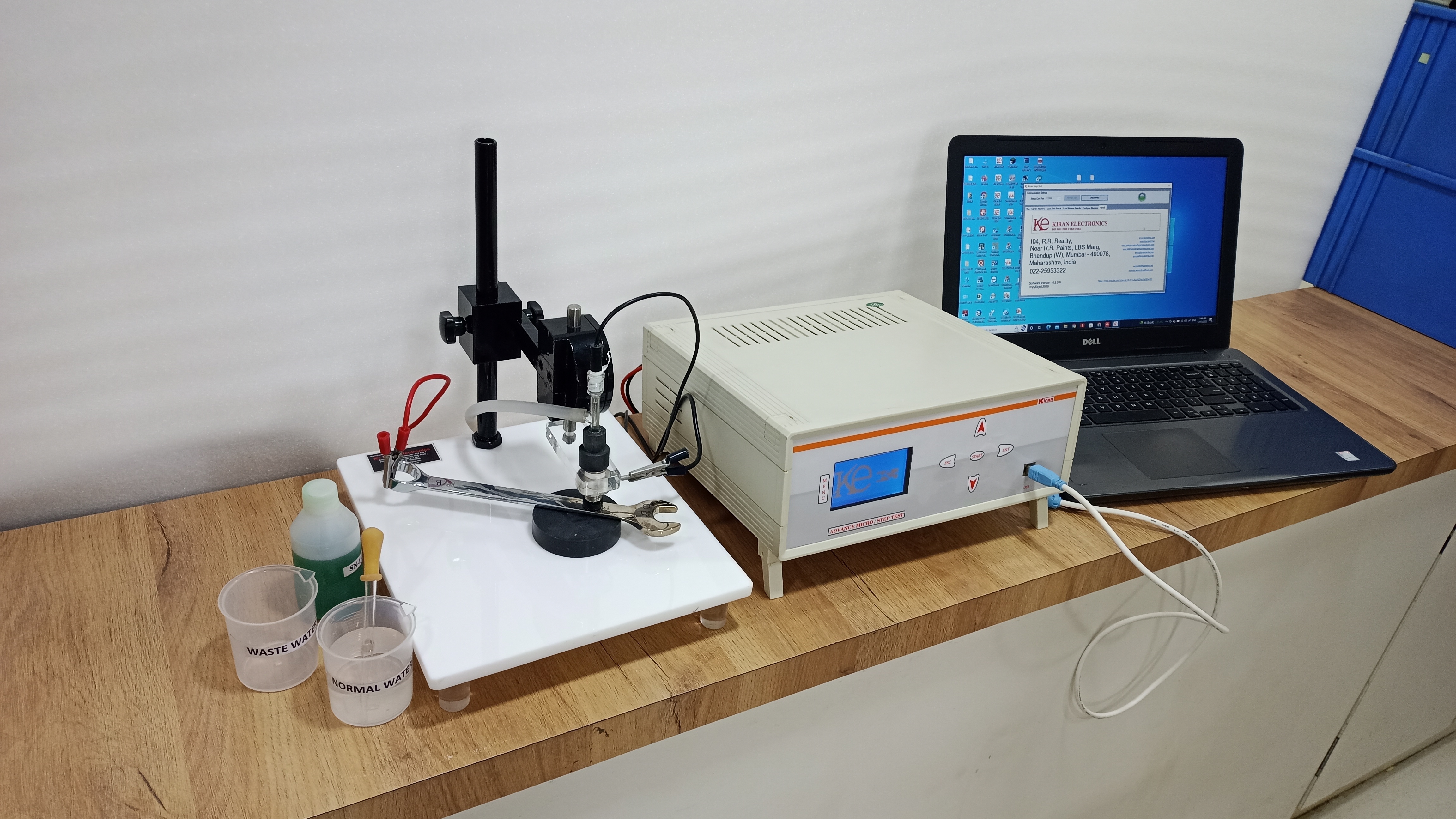White Advance Micro Test