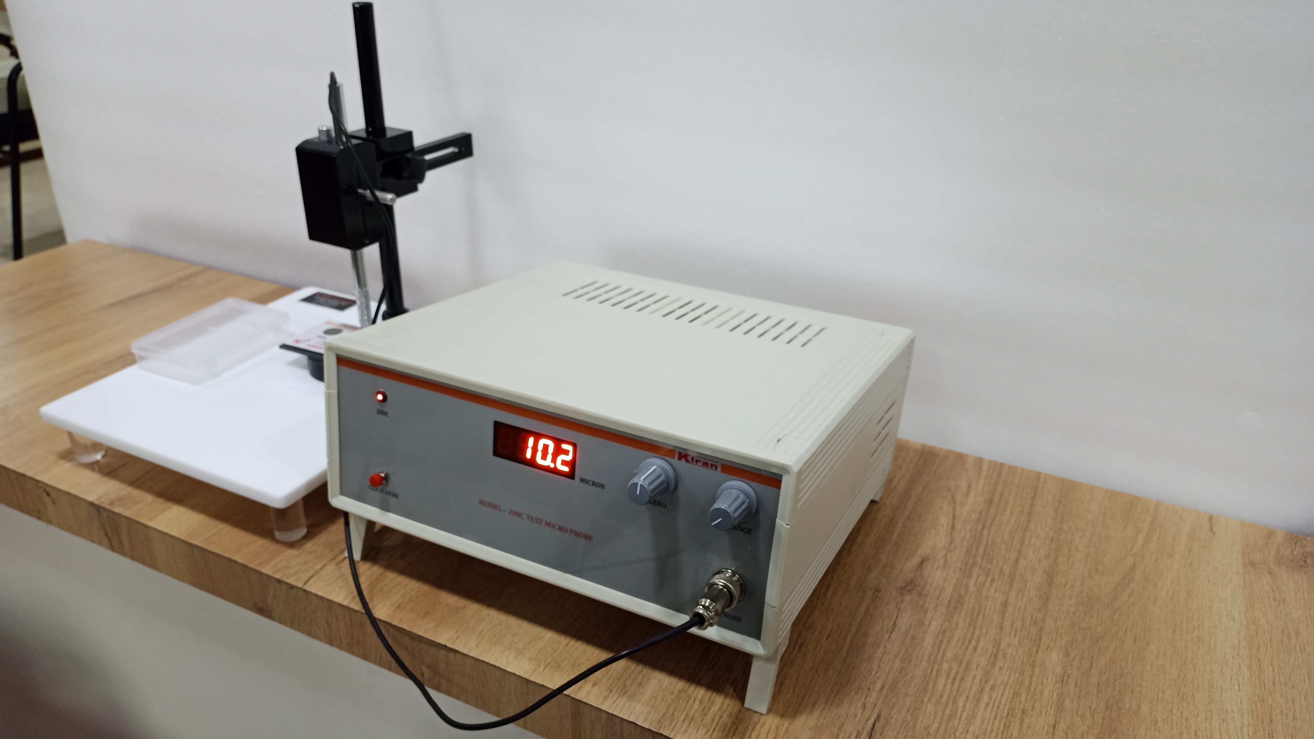 White Zinc Test Micro Probe