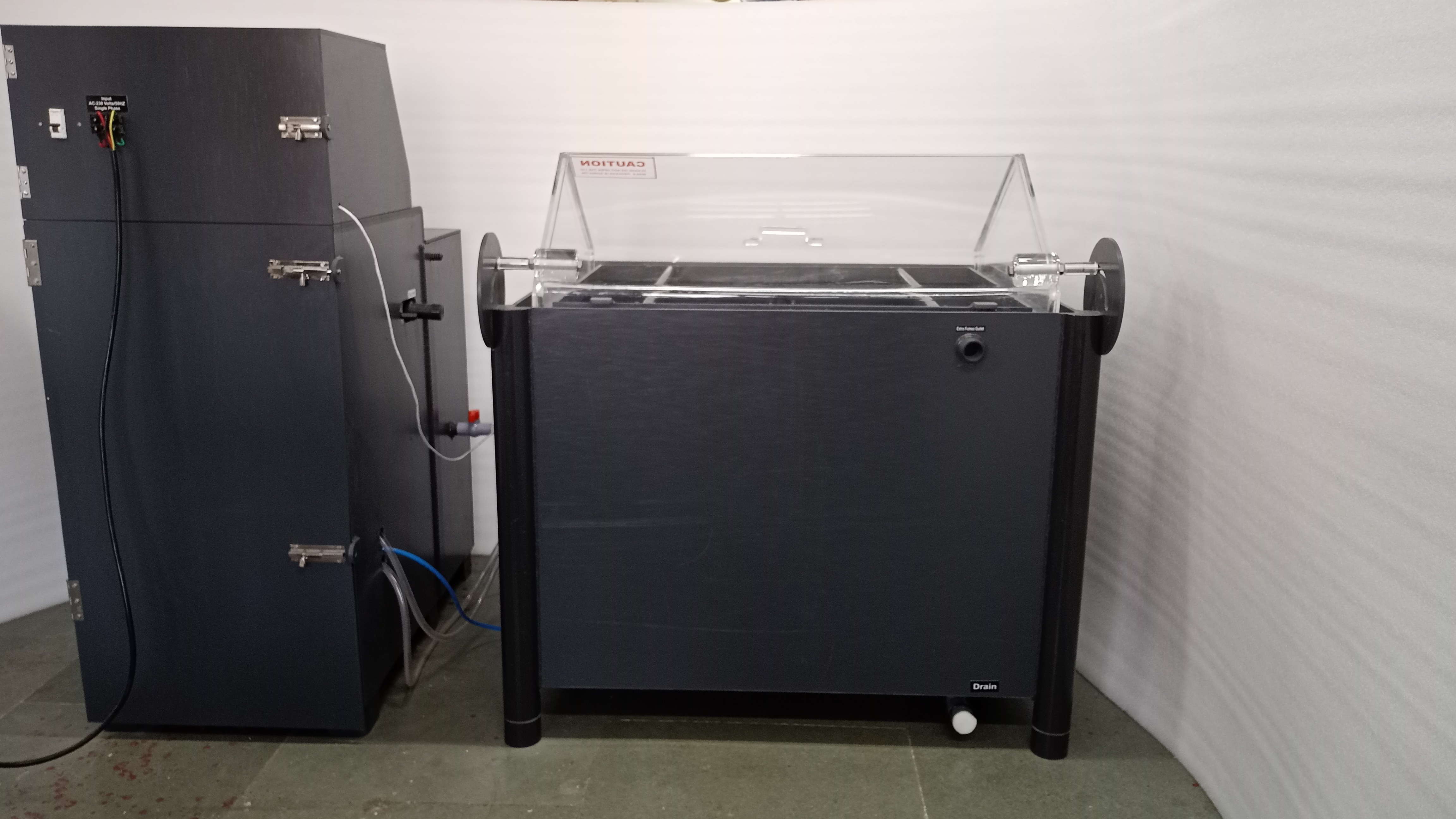 Black Salt Spray Test Apparatus