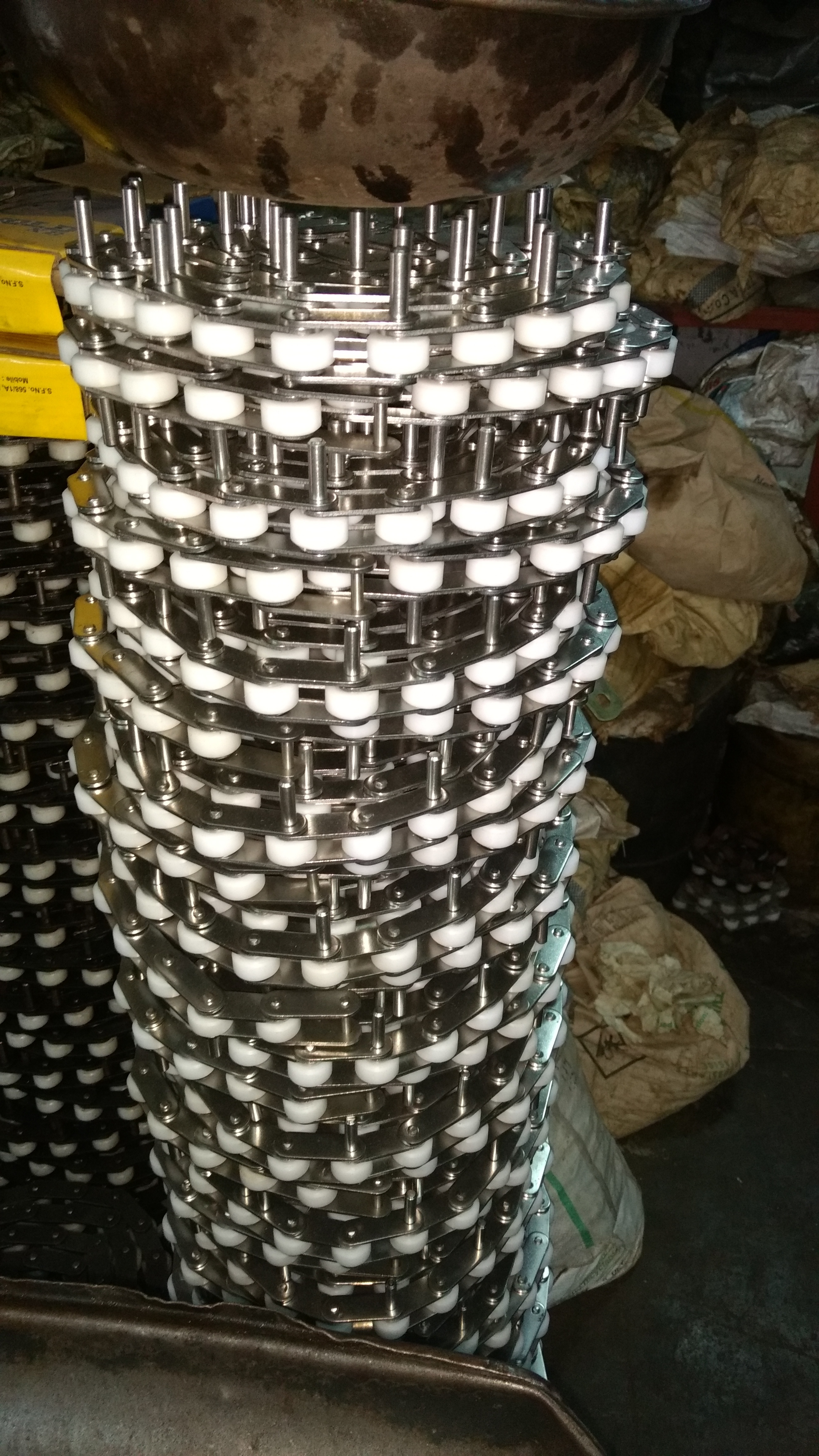 Extended Pitch Roller Chain - 3.05 Meter Length, 2 To 8 Inch Size | Corrosion Resistant, High Performance, Rigid Use