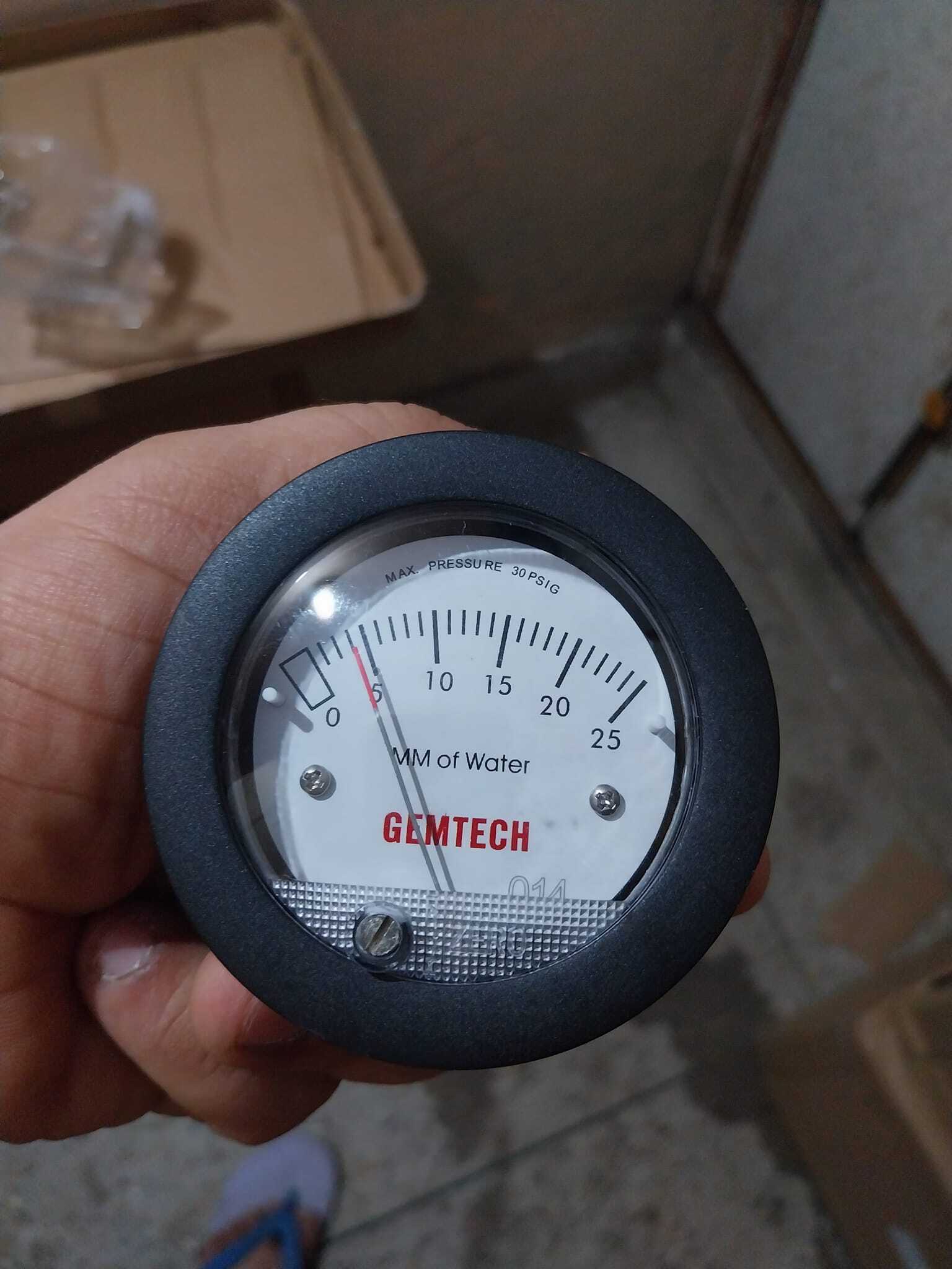 Mini Differential Pressure Gauge Gemtech Range 0-25 Mm Accuracy: A 5% Of Fs At 70a F (21.1a C).