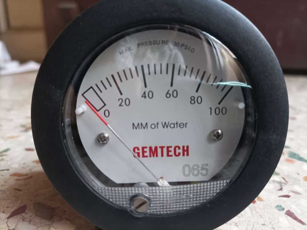 Mini Differential Pressure Gauge Gemtech Range 0-25 Mm Accuracy: A 5% Of Fs At 70a F (21.1a C).