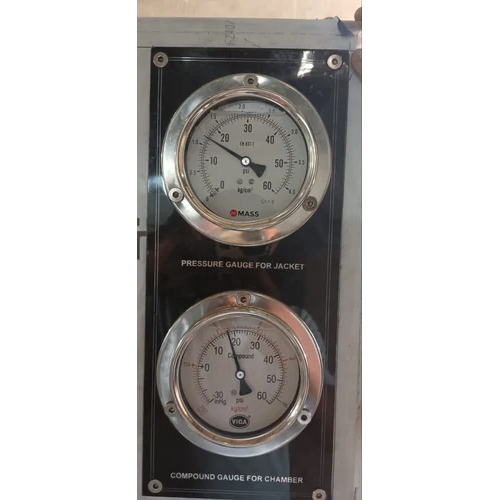 Horizontal Cylindrical Fully Automatic Autoclave Machine - Material: Metal