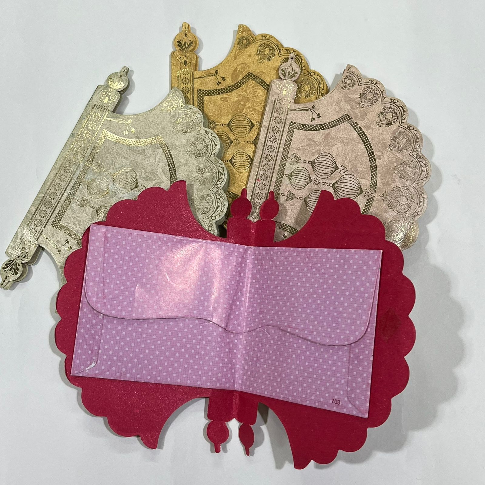 Fan Shape Envelopes - Paper Material , Gift Usage | Perfect For Special Occasions And Elegant Presentations