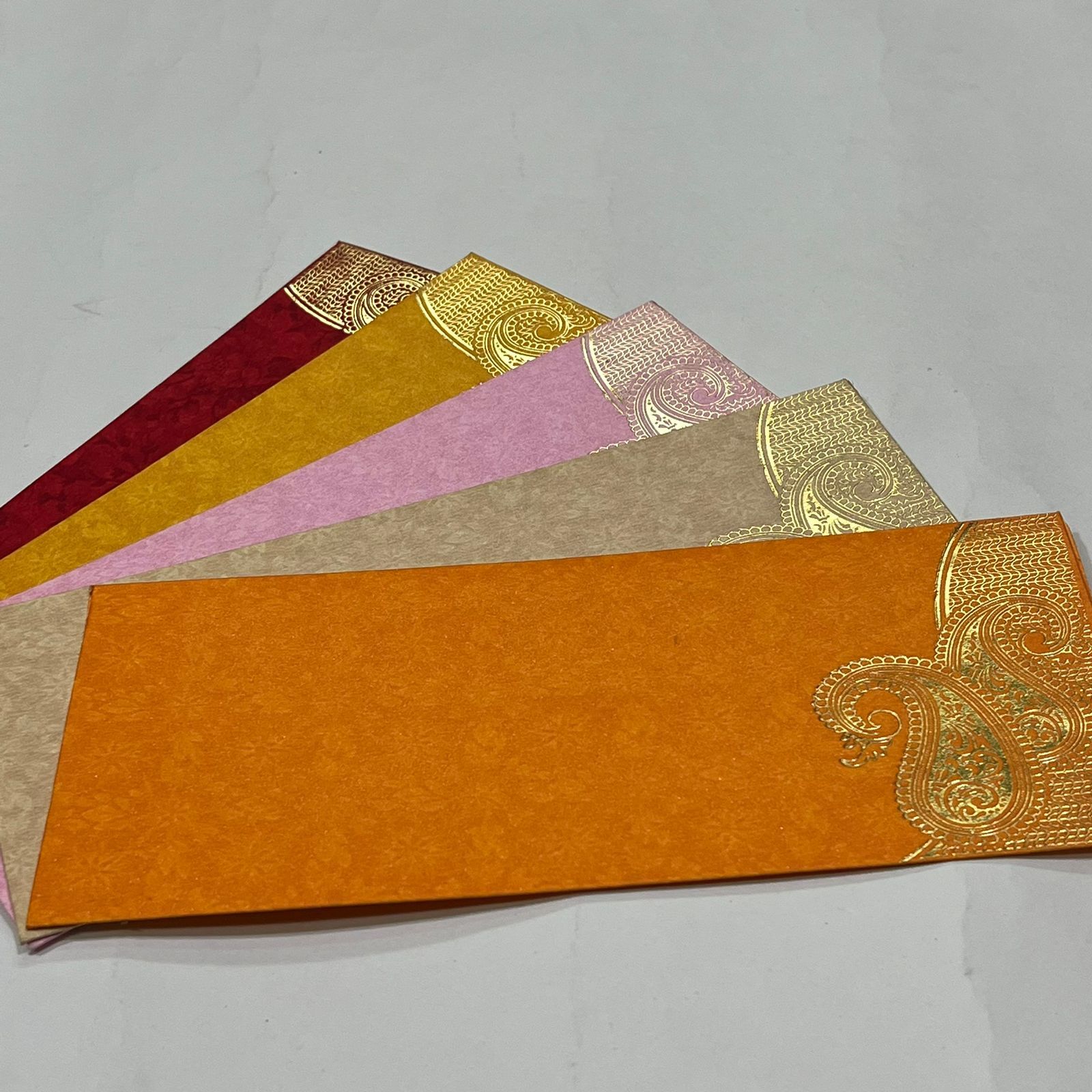 Metalic Envelopes - Paper Material, Elegant Metallic Design, Maroon, Peach, White, Dusky Brown, Cream Colors, Thread Closure For Secure Use