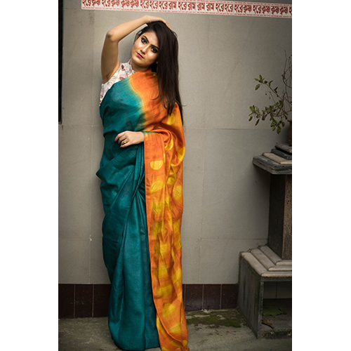 मल्टीकलर प्लेन डिज़ाइनर सिल्क साड़ी