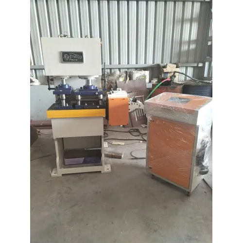 व्हाइट गिरिराज सर्वो फीडर Gsf-100