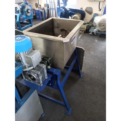 Semi-automatic Semi Automatic Ribbon Blender