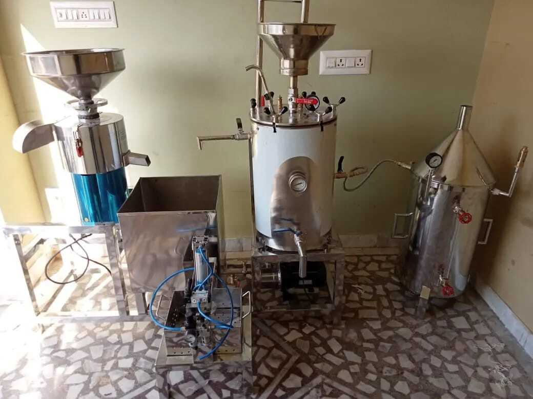 Tofu Making Machines Capacity: 140 Liter/day