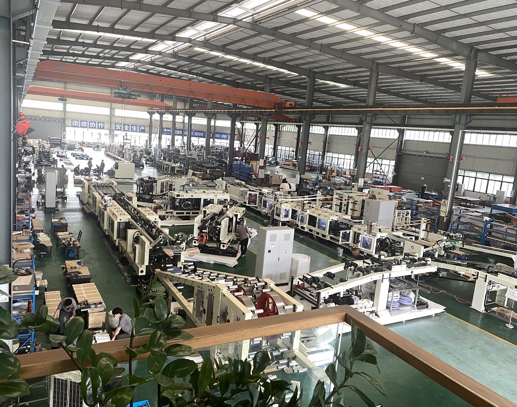 Single Head Bottomer Machine - Paper Material, Bag Length 365-850mm, Bottom Width 100-200mm | Automatic Feed Bag Maker, External & Internal Reinforcement Options, High Efficiency 30kw, Ideal For Chemical And Animal Feed Bags
